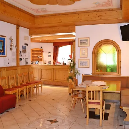 ホテル La Montanina 3*